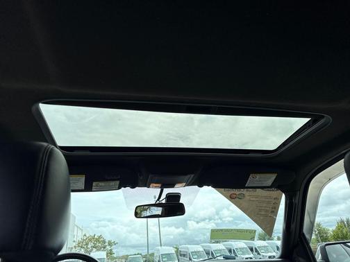 WHITE PLATINUM MET TRI-COAT 2017 Ford Expedition Platinum