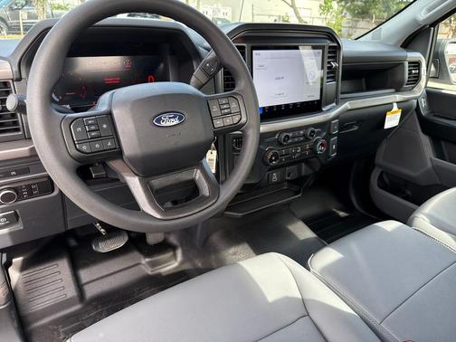 2025 Ford F-150 XL