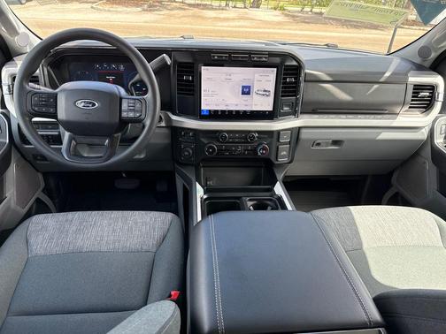 2024 Ford F-250 XLT