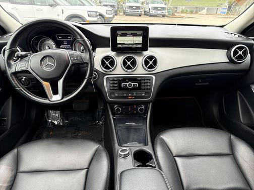 2015 Mercedes-Benz GLA-Class 4MATIC