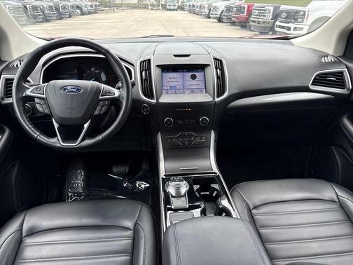 RUBY RED METALLIC TINTED CC 2019 Ford Edge SEL