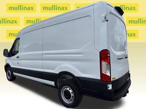 Oxford White 2026 Ford Transit-250 Base