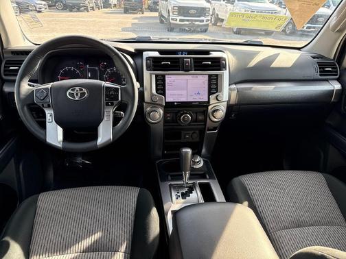 2022 Toyota 4Runner SR5