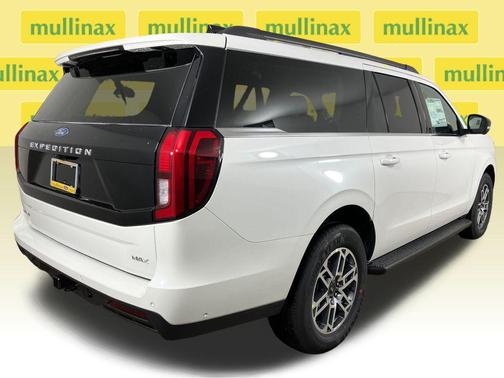 2025 Ford Expedition Max Active 4x2