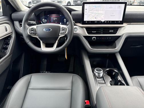 2026 Ford Explorer Active (200A)