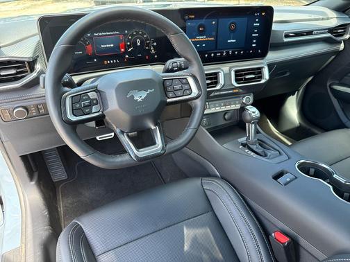 2025 Ford Mustang EcoBoost Premium