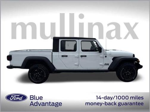 2022 Jeep Gladiator Sport