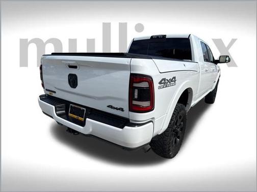 2020 RAM 2500 Laramie Mega Cab 4X4 6'4' Box