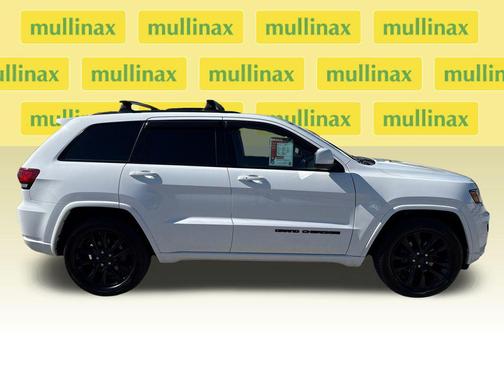 Bright White Clearcoat 2020 Jeep Grand Cherokee Altitude