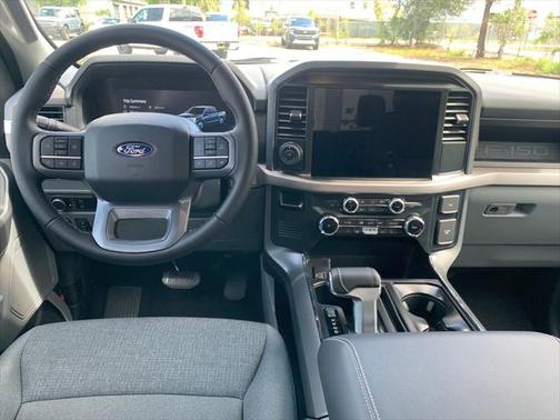 2025 Ford F-150 Lightning XLT