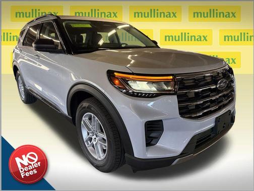 SPACE WHITE METALLIC 2026 Ford Explorer Active