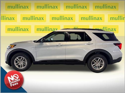 SPACE WHITE METALLIC 2026 Ford Explorer Active