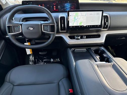 2026 Ford Expedition Max Active 4x2