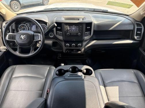 2019 RAM 3500 Tradesman Crew Cab 4x4 8' Box