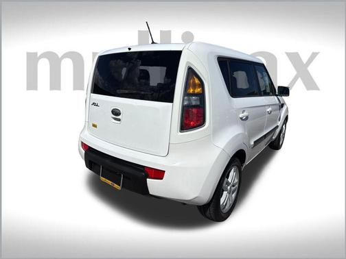2011 Kia Soul +