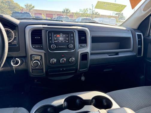 2017 RAM 1500 Express