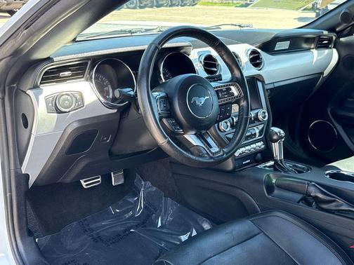 2017 Ford Mustang EcoBoost Premium