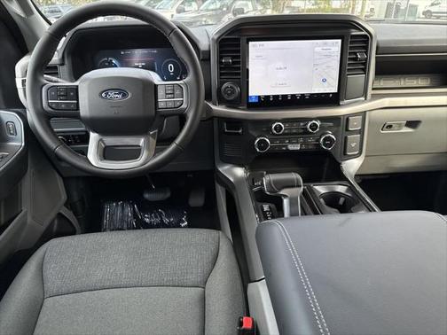 2025 Ford F-150 Lightning XLT