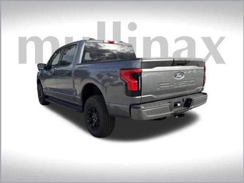 2025 Ford F-150 Lightning XLT