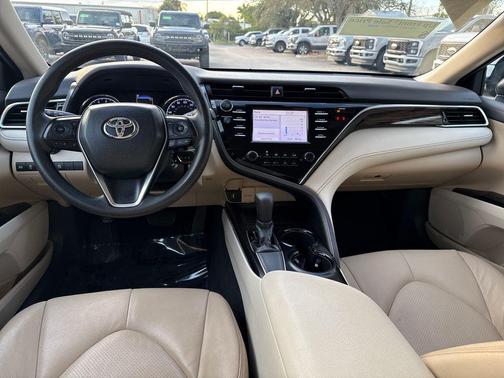 2018 Toyota Camry LE