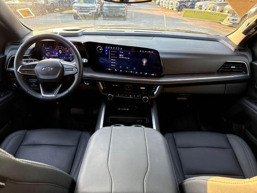 2025 Chevrolet Tahoe 4WD Z71