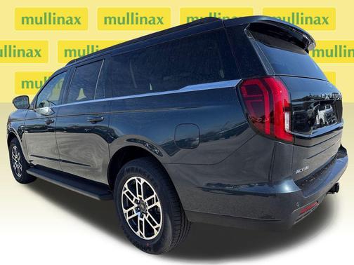 2026 Ford Expedition Max Active 4x2