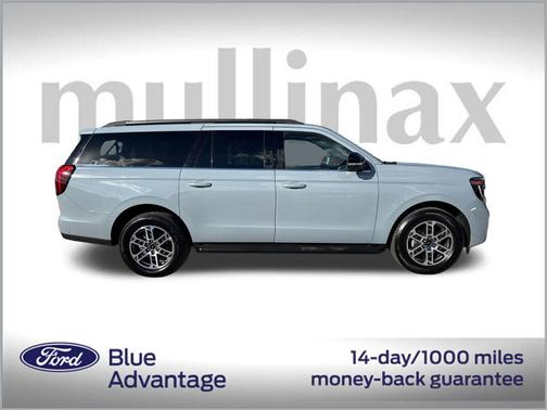 2025 Ford Expedition Max Active 4x2