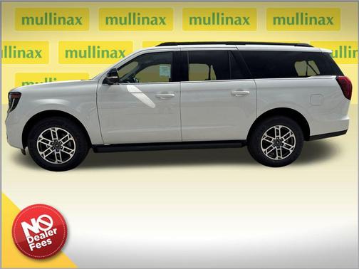 Star White Metallic Tri-Coat 2026 Ford Expedition Max Active 4x2