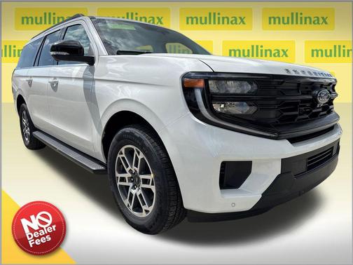 Star White Metallic Tri-Coat 2026 Ford Expedition Max Active 4x2