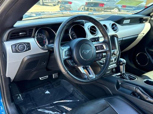 2017 Ford Mustang EcoBoost Premium