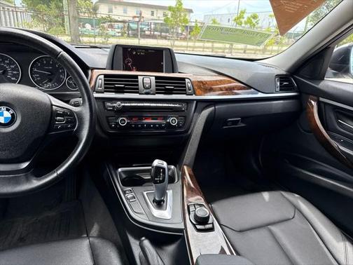 2015 BMW 320 i
