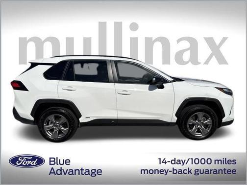 2023 Toyota RAV4 Hybrid LE