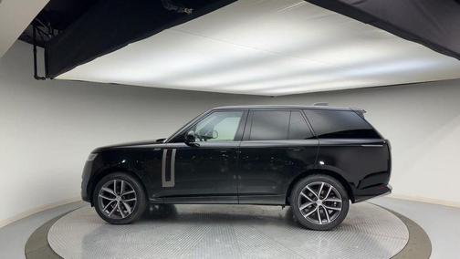 2024 Land Rover Range Rover P400 SE