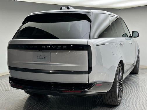 2024 Land Rover Range Rover P400 SE
