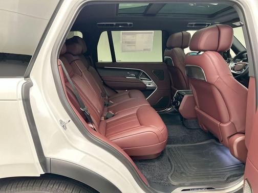 2025 Land Rover Range Rover P530 Autobiography