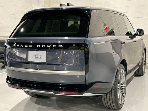 2026 Land Rover Range Rover P400 SE