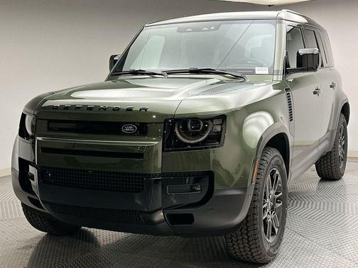 Woolstone Green 2026 Land Rover Defender P300 S