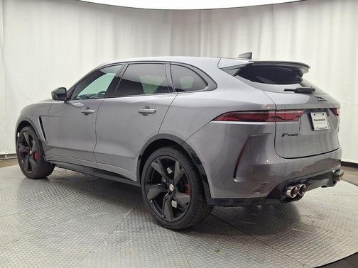 2023 Jaguar F-PACE SVR P550 AWD Automatic