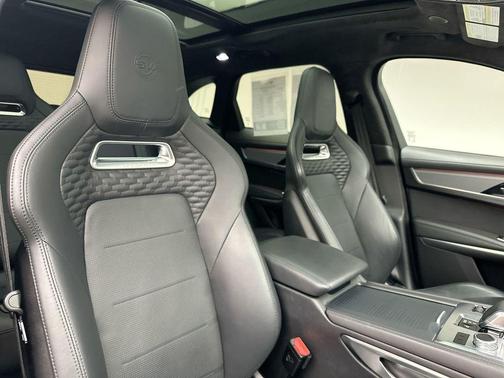 2023 Jaguar F-PACE SVR P550 AWD Automatic