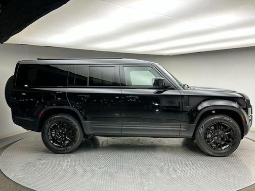 2026 Land Rover Defender 130 S