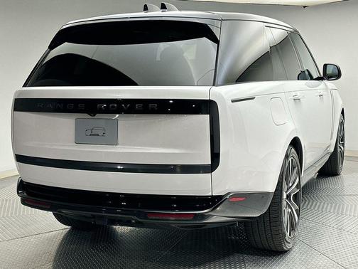2024 Land Rover Range Rover P400 SE