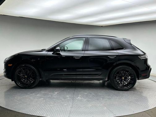 2024 Porsche Macan GTS