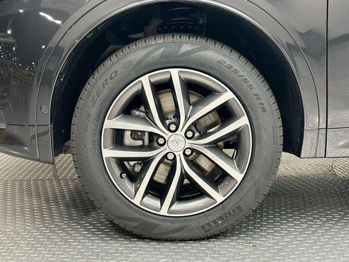 2025 Land Rover Discovery Sport S