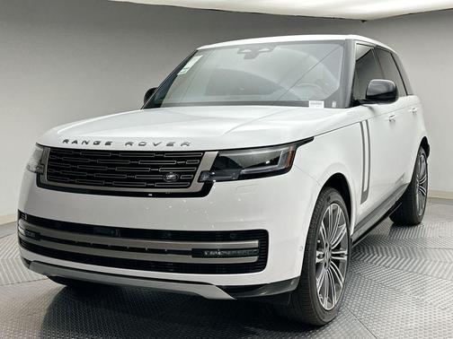 2025 Land Rover Range Rover P400 SE