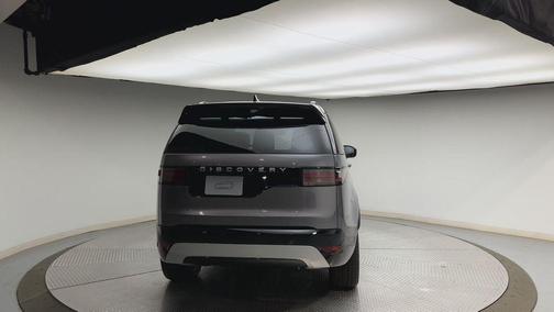 Eiger Grey 2026 Land Rover Discovery GEMINI EDITION