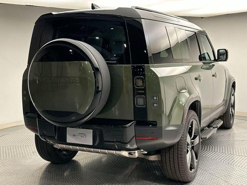 2026 Land Rover Defender