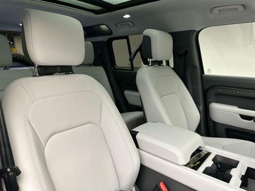 2026 Land Rover Defender