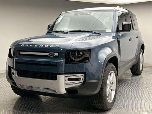 2025 Land Rover Defender 110 P300