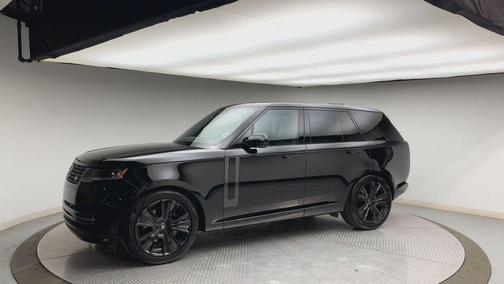 2025 Land Rover Range Rover P400 SE