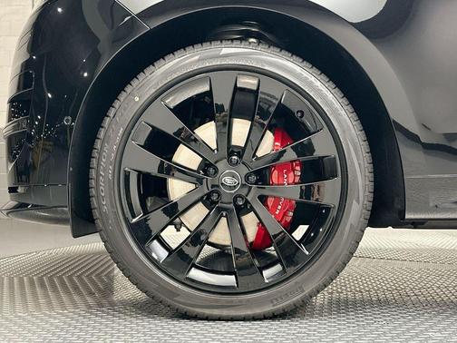 2024 Land Rover Range Rover Sport SE